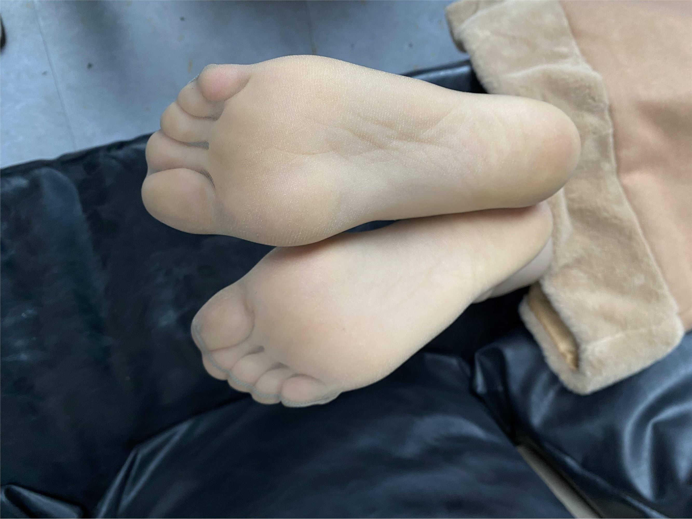 MussGirl慕丝女郎  NO.160 红色皮裙肉丝